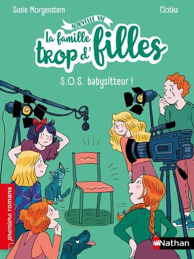 Emprunter La famille trop d'filles : SOS babysitteur ! livre