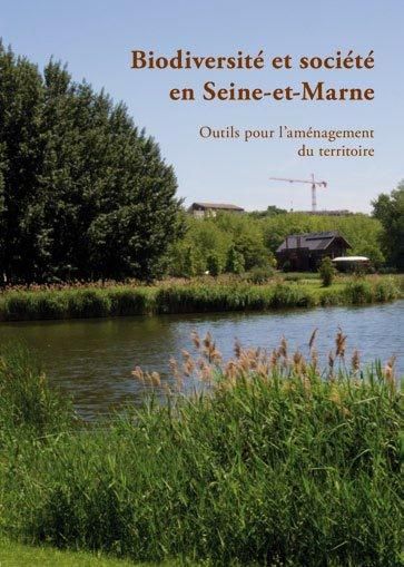 Emprunter Biodiversité et société en Seine-et-Marne livre