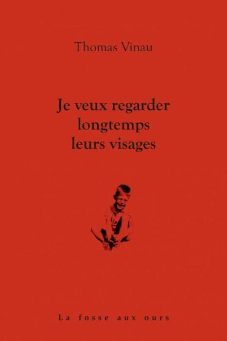 Emprunter Je veux regarder longtemps leurs visages livre